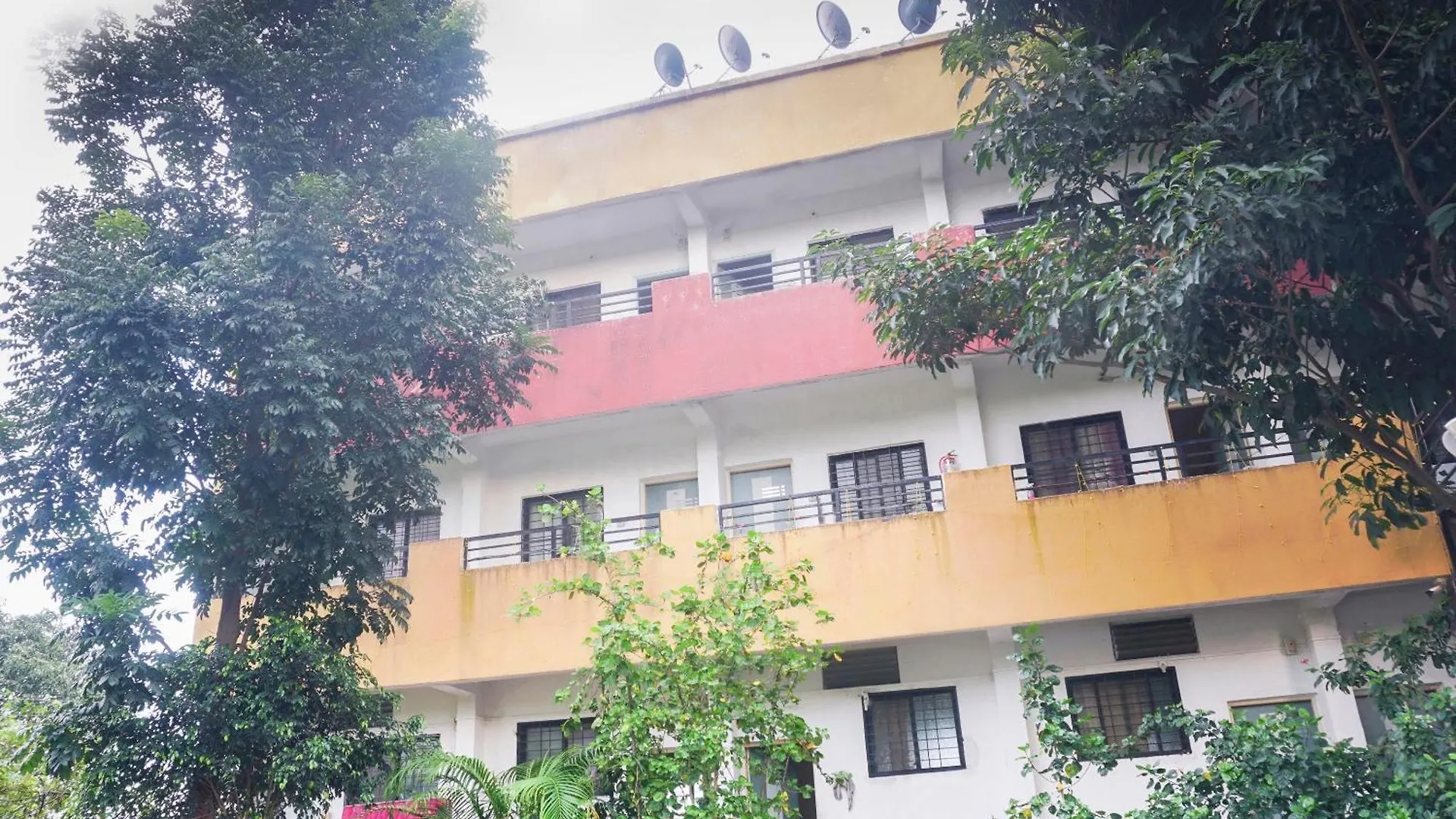 Hotel O Trimurti Khed